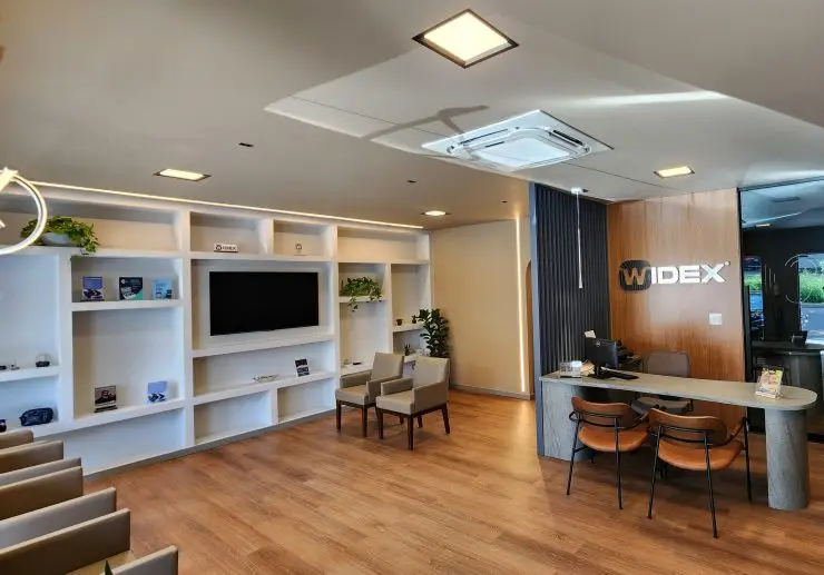 Sala de recepção da Caic Widex Jundiaí/SP