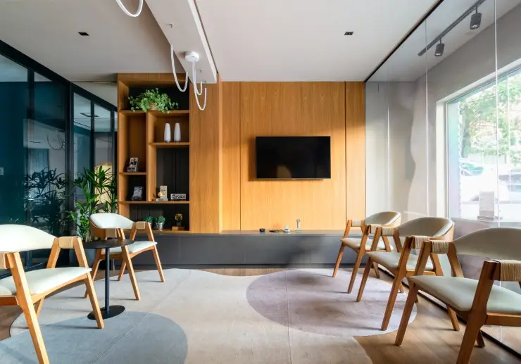 Sala de recepção da Caic Widex em Campinas/SP